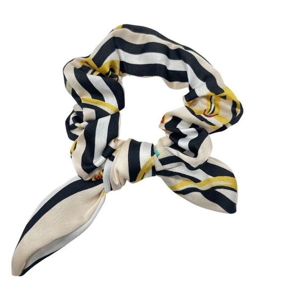 Luxury Print Satin Scrunchie with Bow – Elegant Hair Accessory - Picture 1 of 4